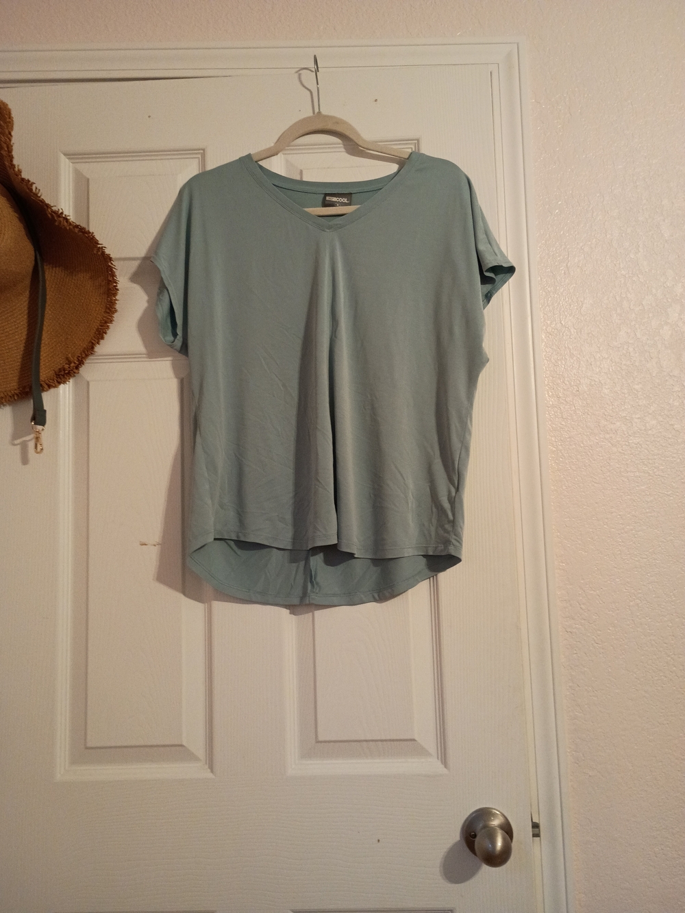 Relaxed V-Neck Short Sleeve Tee in Light Blue